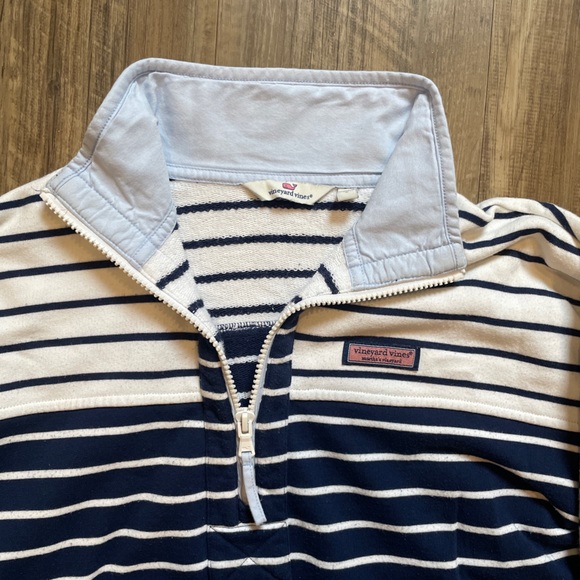 Vineyards vines women popover - Picture 2 of 2